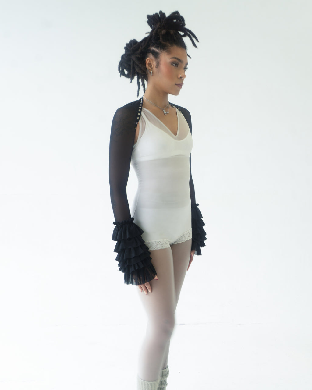 the SANTANA bolero in black