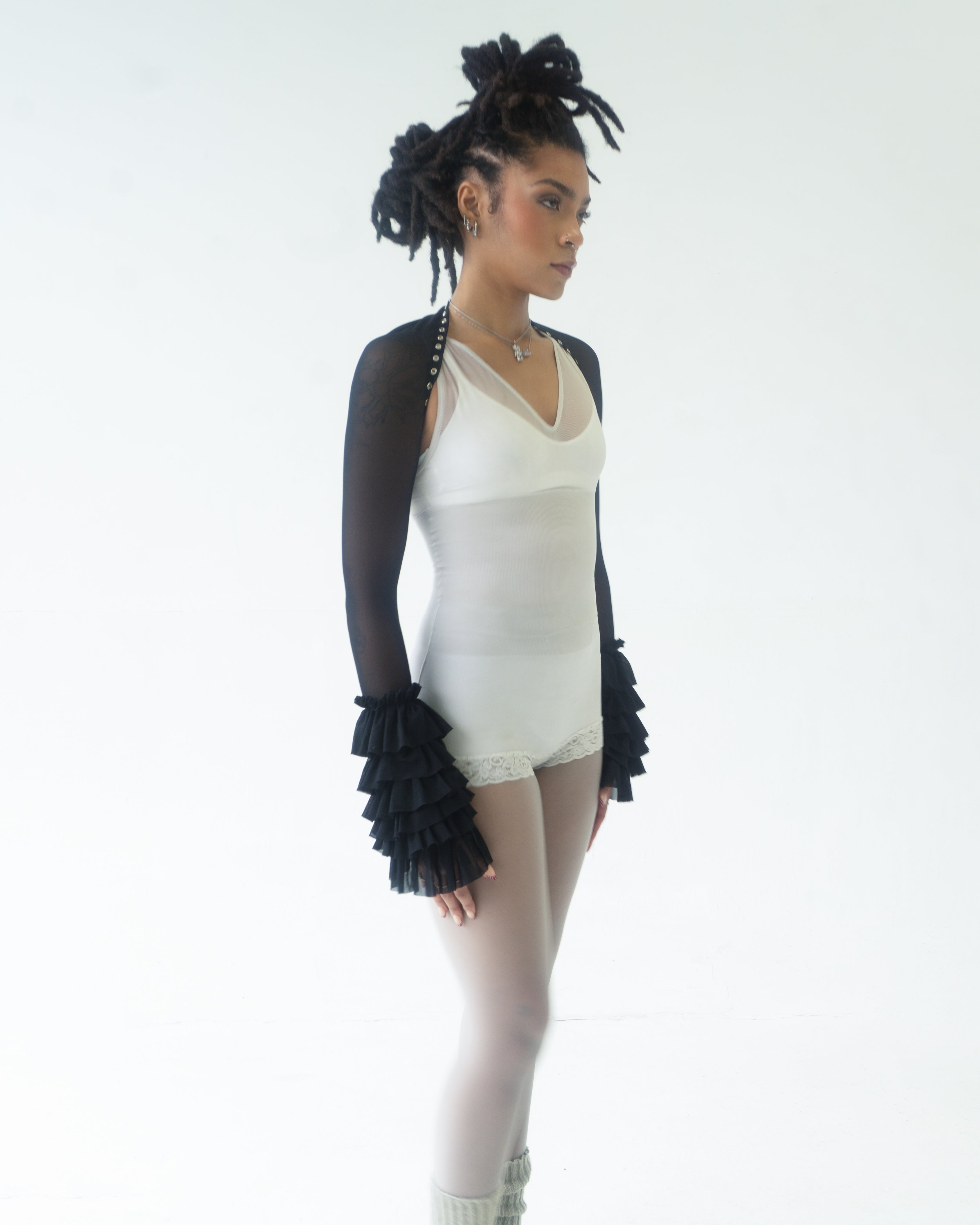 the SANTANA bolero in black