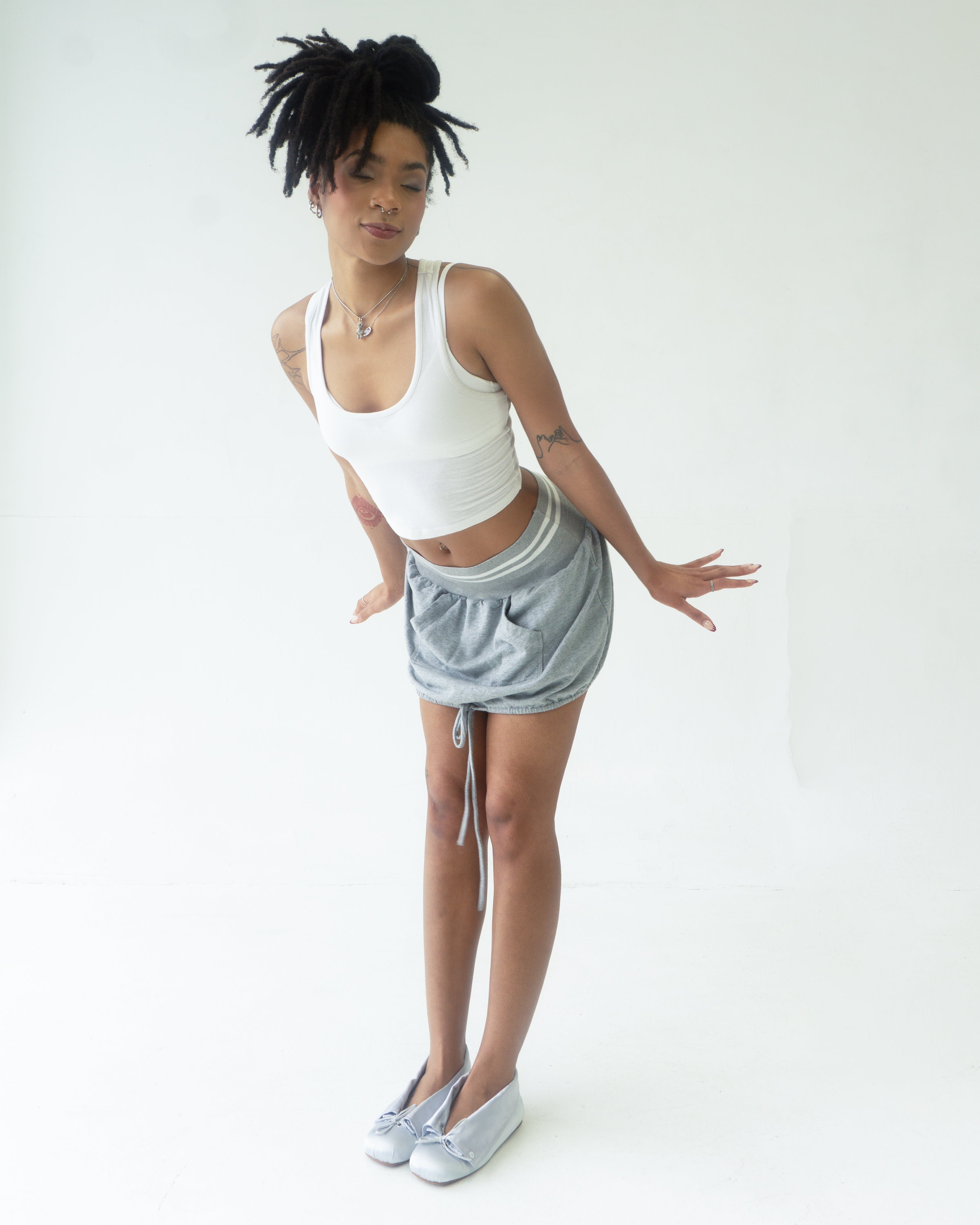 the MONROE mini sweatskirt