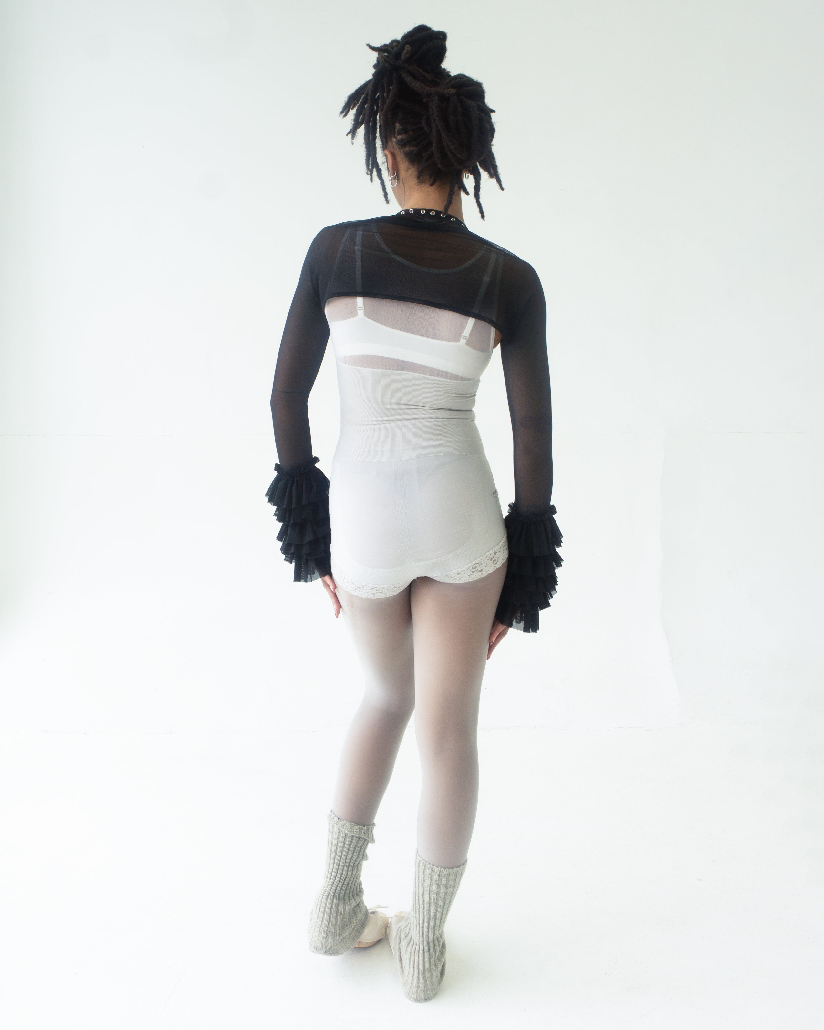 the SANTANA bolero in black