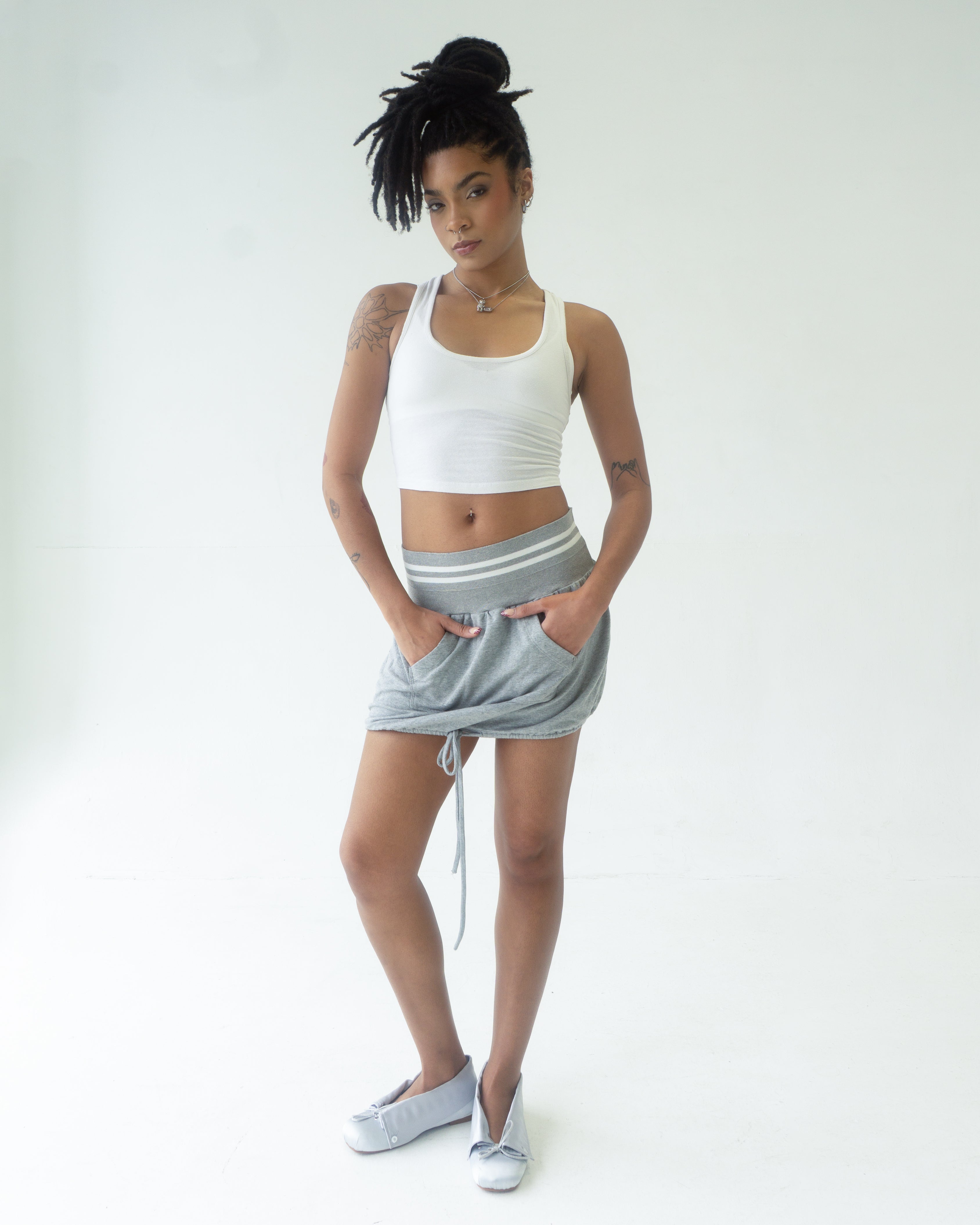 the MONROE mini sweatskirt