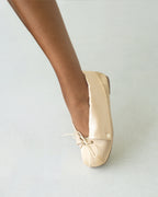 the CAMILLE ballerina flat in champagne