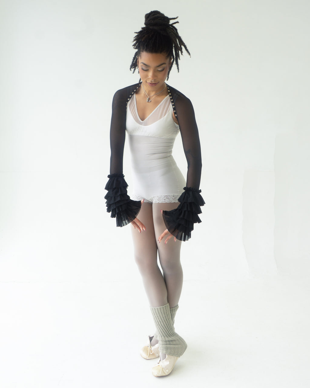the SANTANA bolero in black