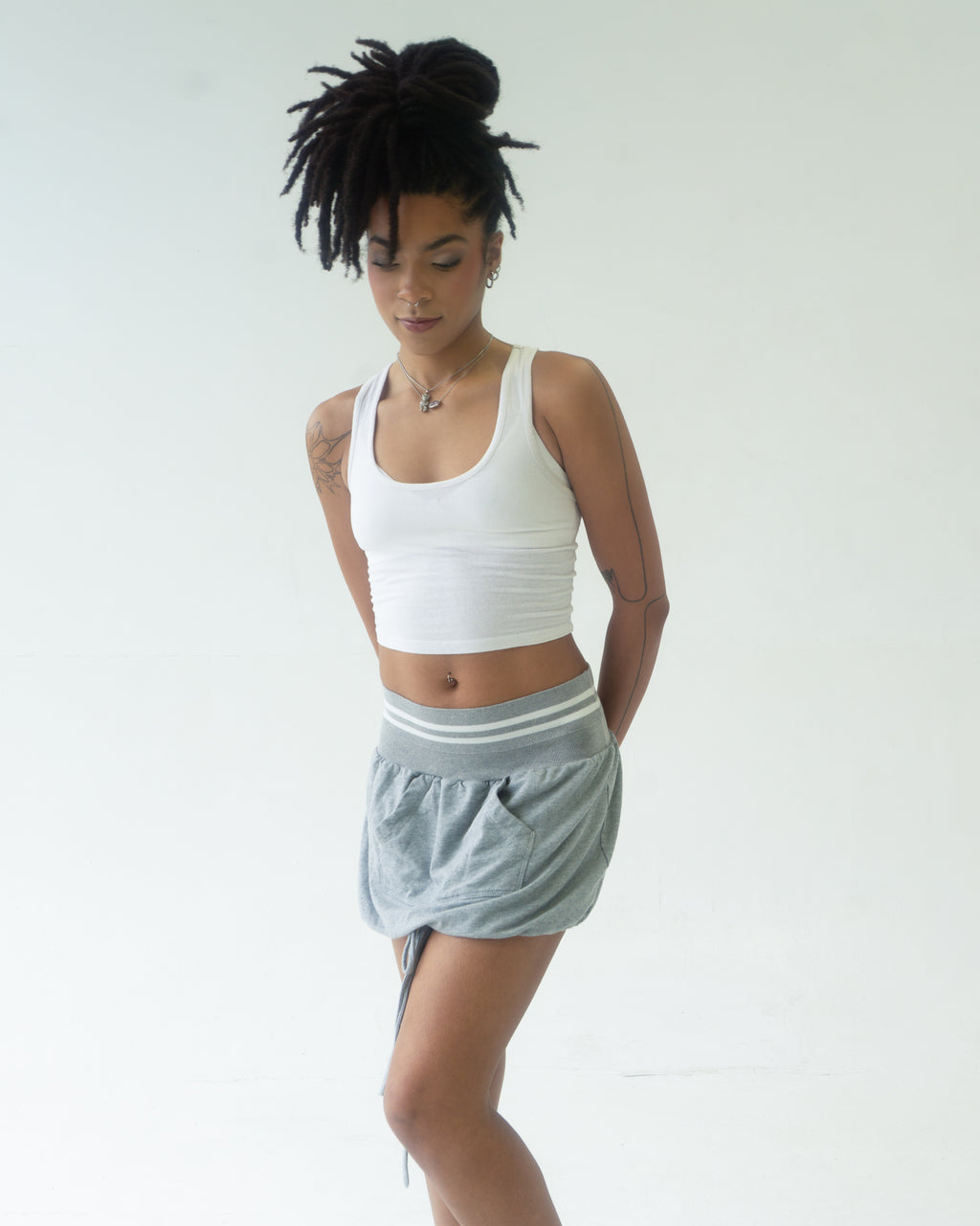 the MONROE mini sweatskirt